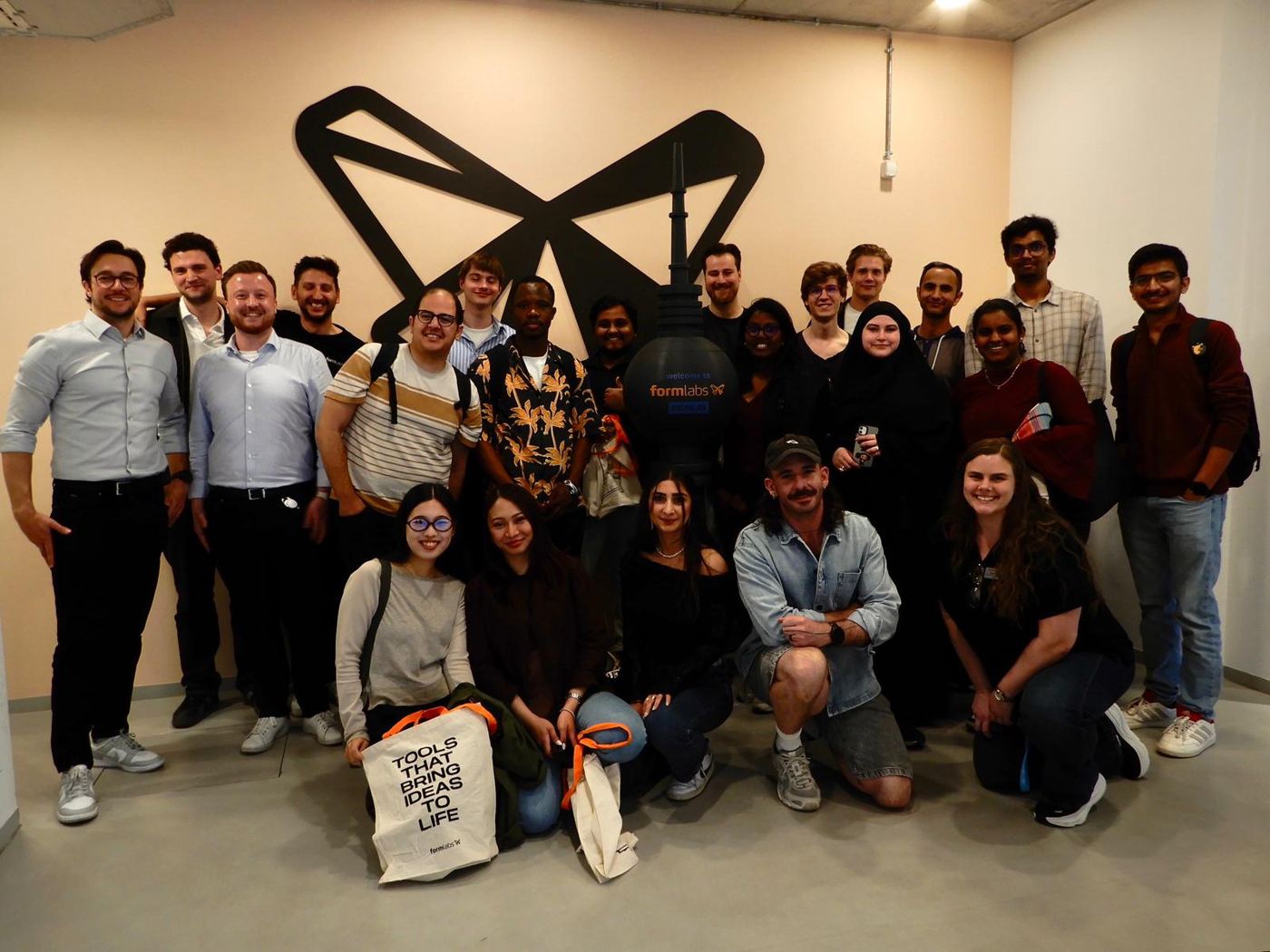 Group photo of students with the Formlabs team